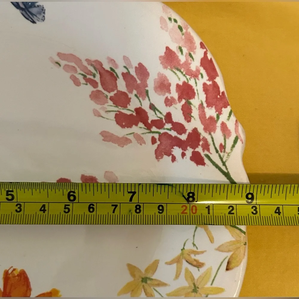 Sur la Table 9” floral plate with butterfly.
